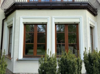 Jasne Żaluzje Fasadowe