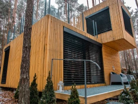 Modernizacja elewacji: rola żaluzji fasadowych w architekturze